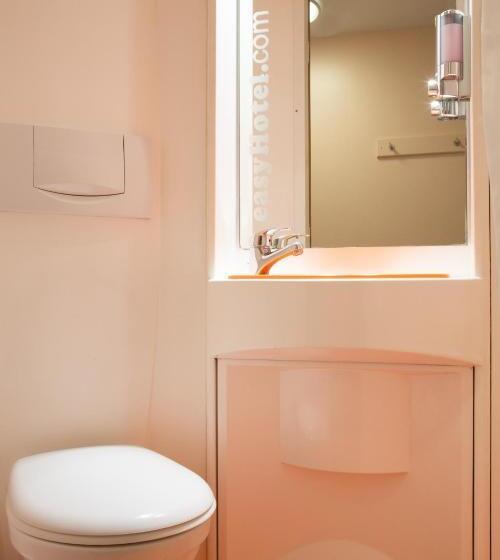 스탠다드 트리플 룸, Easyhotel Victoria