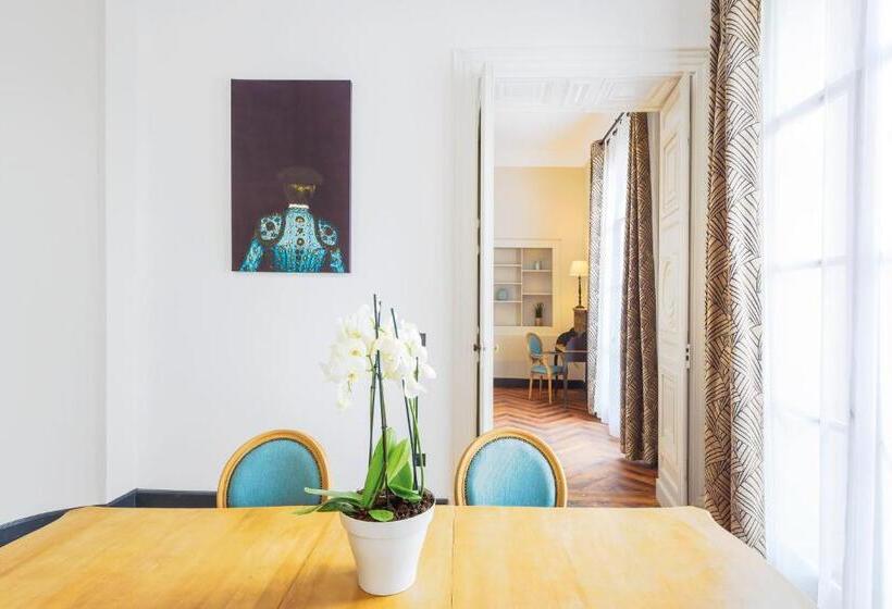 Апартаменты Superior 1 Спальня, Appart City Collection Nîmes Arènes