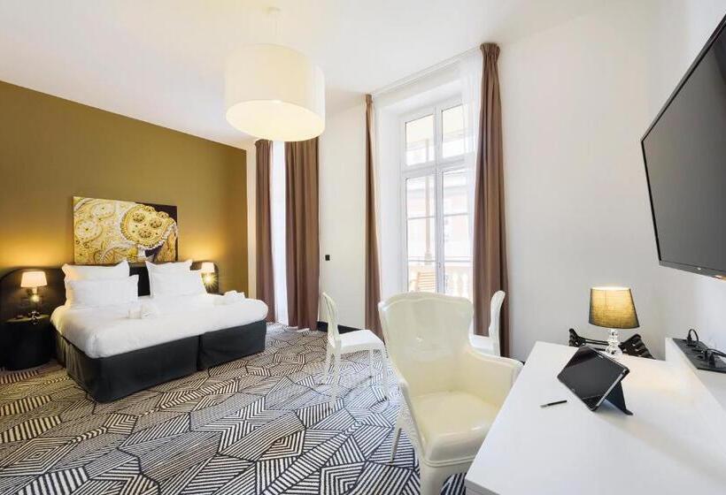 Студия Стандарт, Appart City Collection Nîmes Arènes