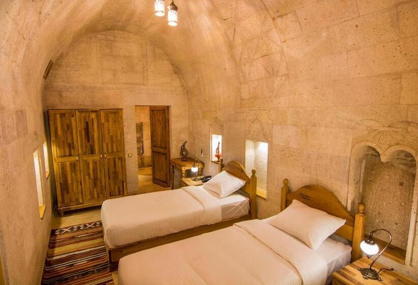 주니어 스위트, Caldera Cave Hotel & Restaurant