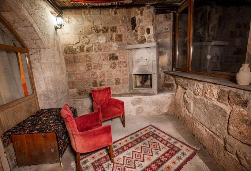 Люкс Повышенной Комфортности, Caldera Cave Hotel & Restaurant