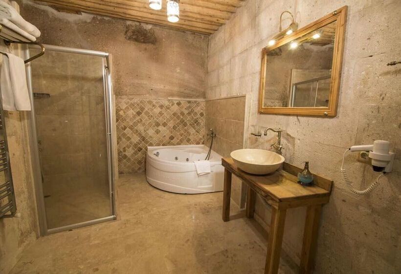 Люкс Повышенной Комфортности, Caldera Cave Hotel & Restaurant