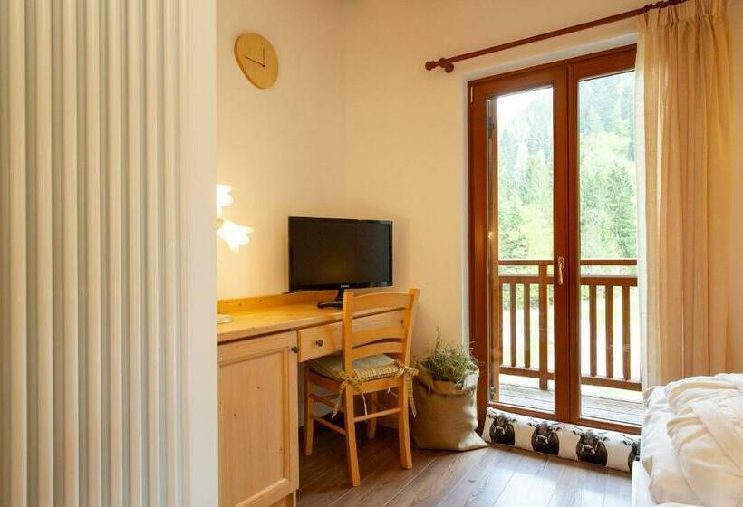 标准间, Chalet Giasenei