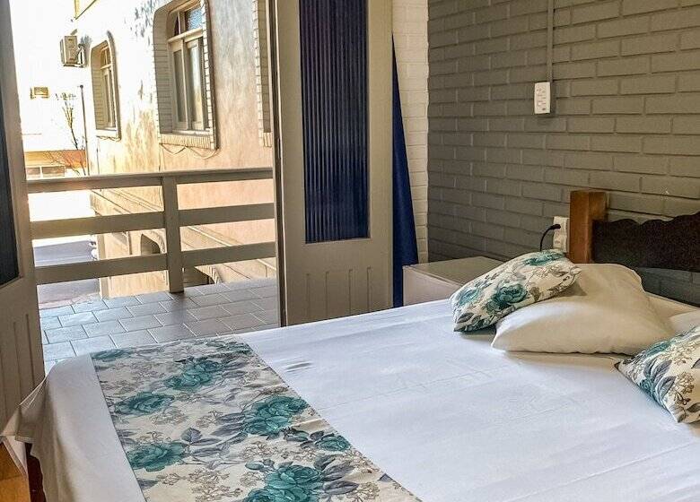 Quarto Estandar, Voa Pousada Brisa