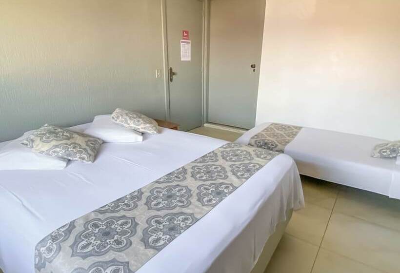 Quarto Triplo Estandar, Voa Pousada Brisa