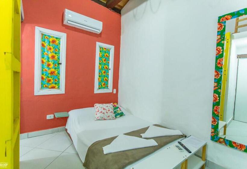 سوییت جونیور, Suítes Casa Maembippe