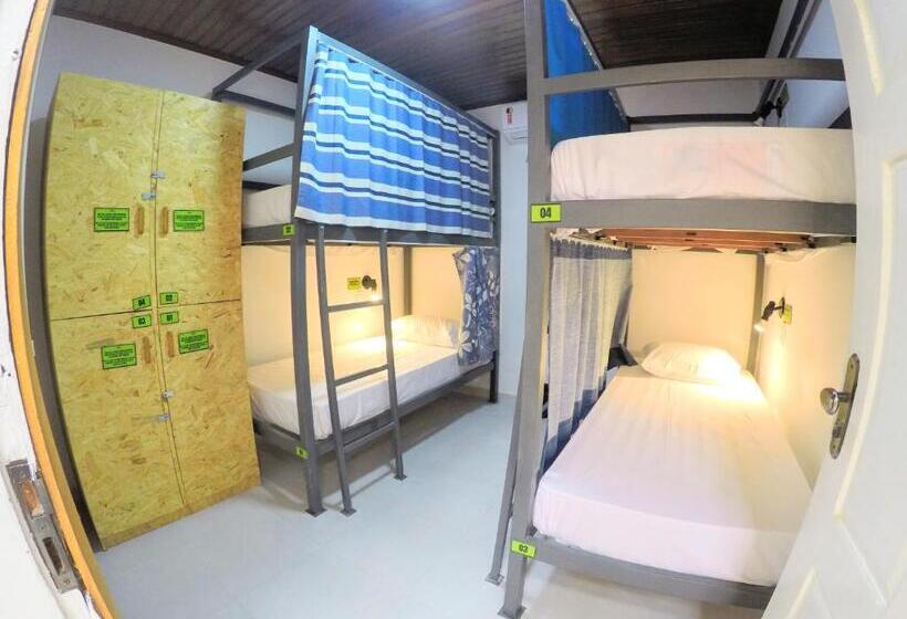 이코노미 쿼드러플룸(공용 화장실), Hostel Da Milla