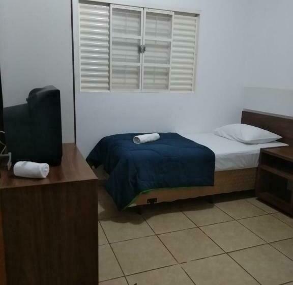 패밀리 룸, Canto Verde Hotel Para Rancharia Park