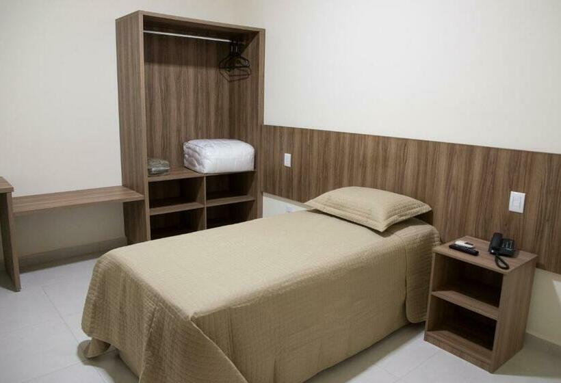 Quarto Estandar Individual, Vila Verde