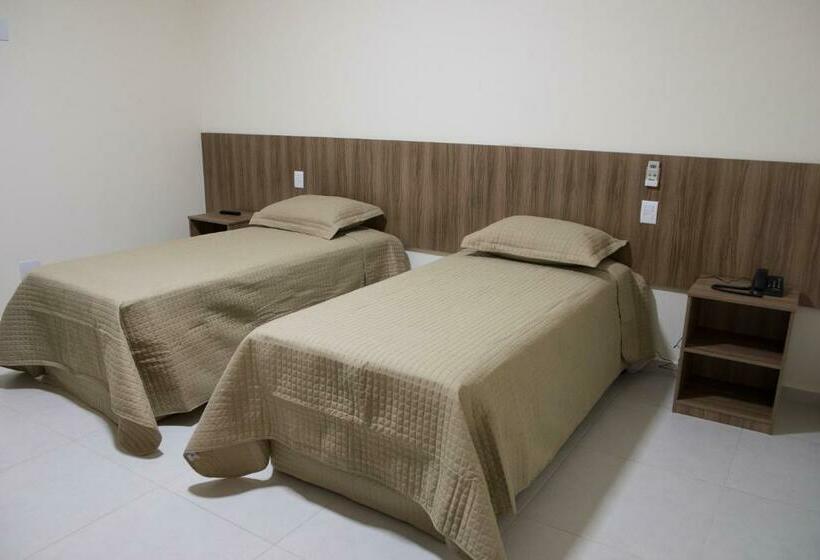 Quarto Deluxe, Vila Verde