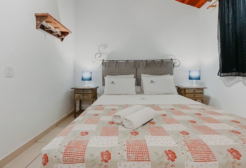Quarto Economy, Calador Buzios