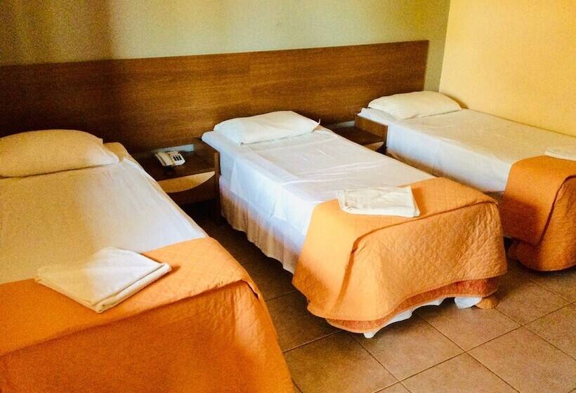 Номер Стандарт Трехместный, Cep Lago Hotel Ecológico