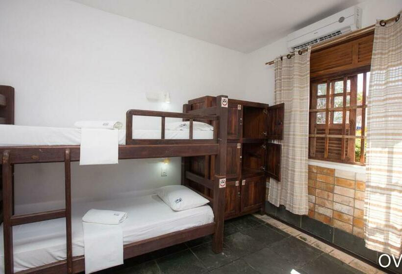 Кровать в Общей Комнате, Praia Do Forte Hostel
