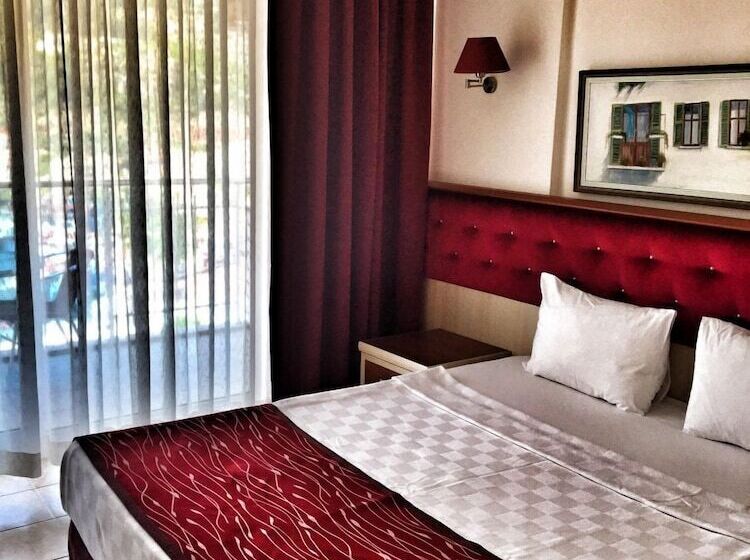 Семейный Номер, Calipso Beach Turunc