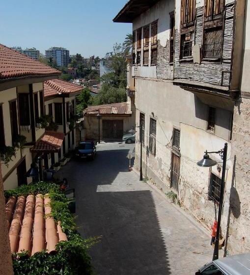 سوییت, Villa Tulipan