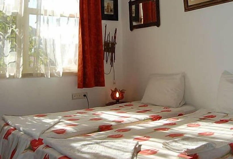 سوییت, Villa Tulipan