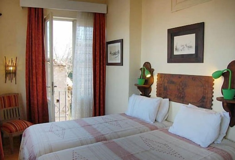سوییت با چشم‌انداز دریا, Villa Tulipan