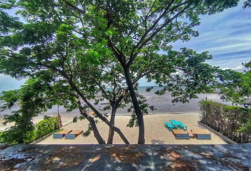 Апартаменты 1 Спальня Вид на Море, Beach Walk Boutique Resort
