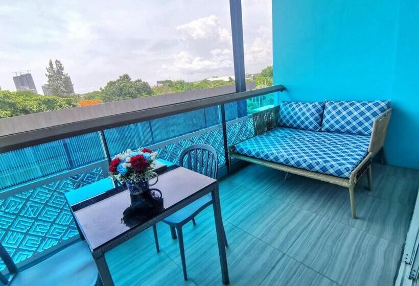 Полулюкс, Beach Walk Boutique Resort