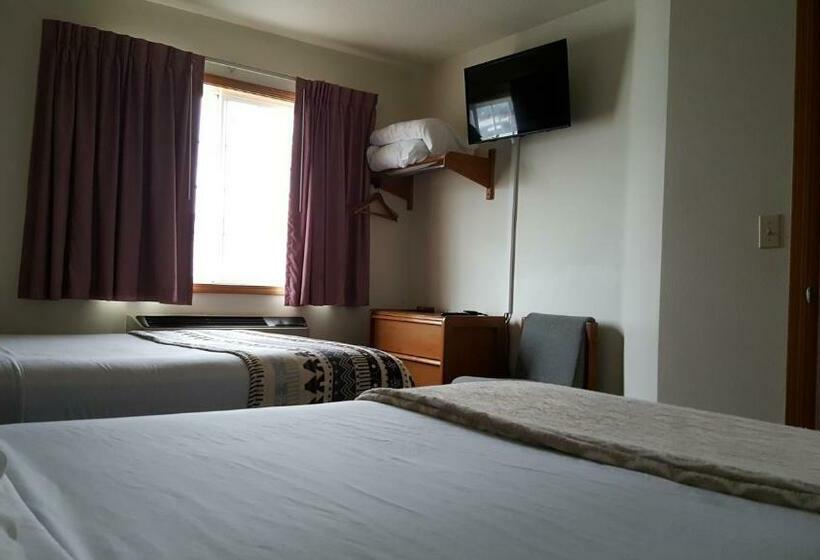 سوییت جونیور لوکس, Hillcrest Inn