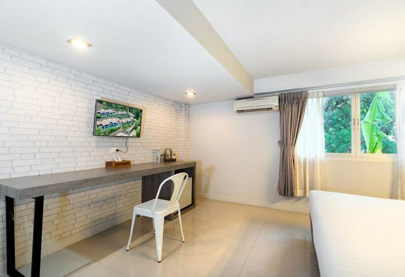 스탠다드 룸 킹사이즈 침대, Silla Loft