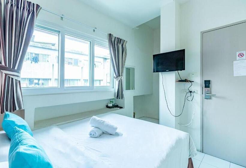 اتاق استاندارد, Sleep Dee Hostel