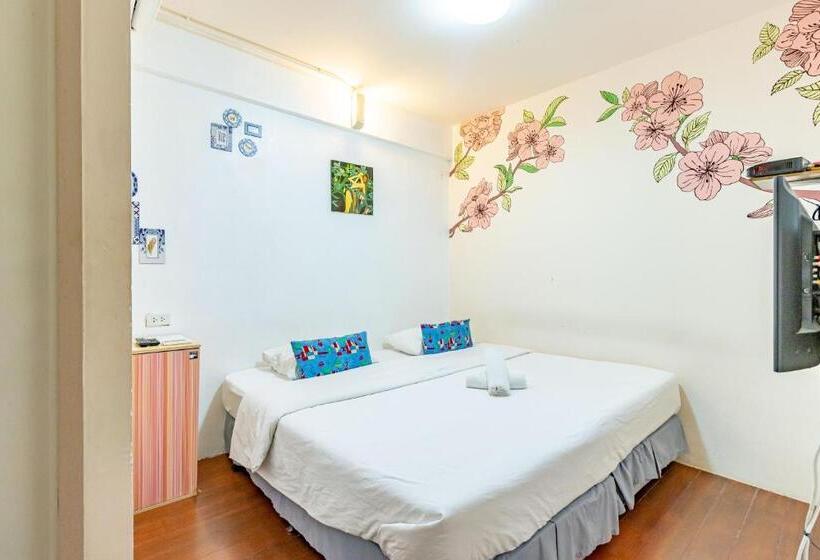 اتاق استاندارد, Sleep Dee Hostel