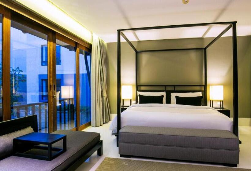 ویلای 3 خوابه, The Palayana Hua Hin