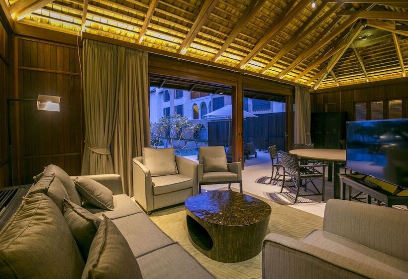 ویلای 3 خوابه, The Palayana Hua Hin