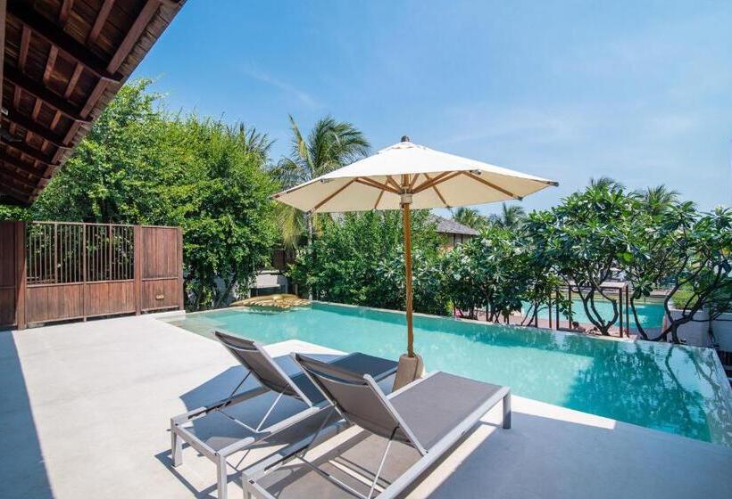 ویلای 3 خوابه, The Palayana Hua Hin