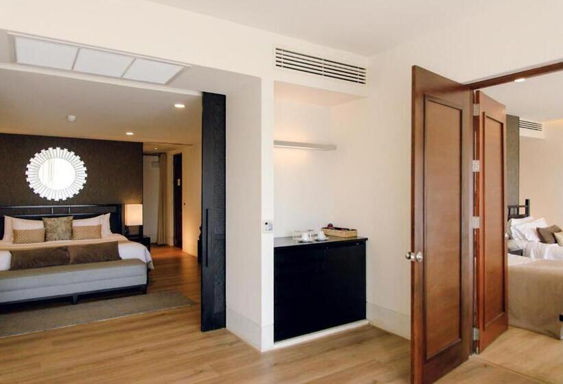 سوئیت خانواده 2 خوابه, The Palayana Hua Hin