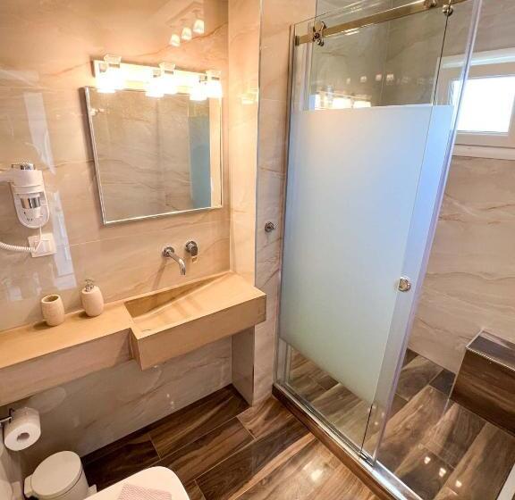 Трехместный Номер Deluxe, Alexandros Hotel Apartments
