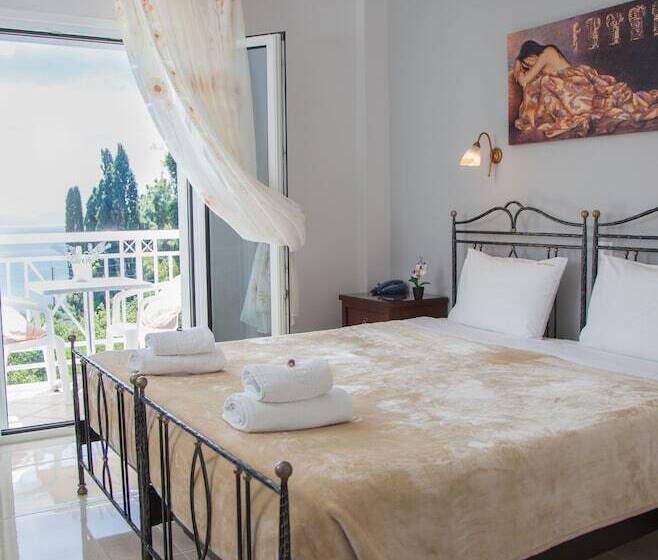 Студия Стандарт, Brentanos Apartments   A   View Of Paradise