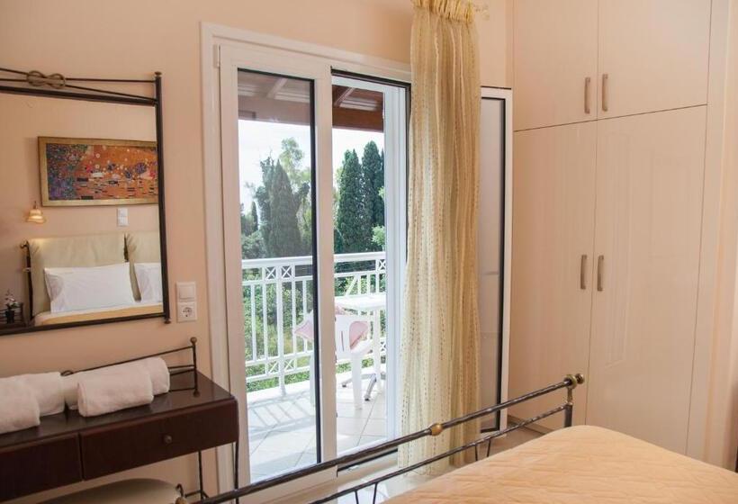 Семейные Апартаменты, Brentanos Apartments   A   View Of Paradise