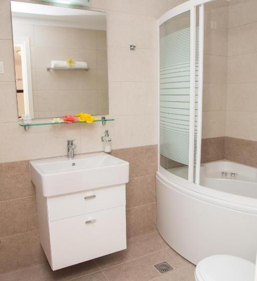 Семейные Апартаменты, Brentanos Apartments   A   View Of Paradise