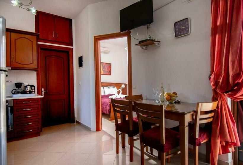 スタンダードバンガロー, Kalloni Village Apartments