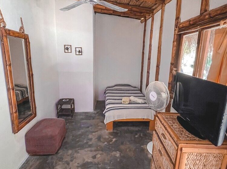 اتاق استاندارد, Naif Rustic & Ecologic Lodge