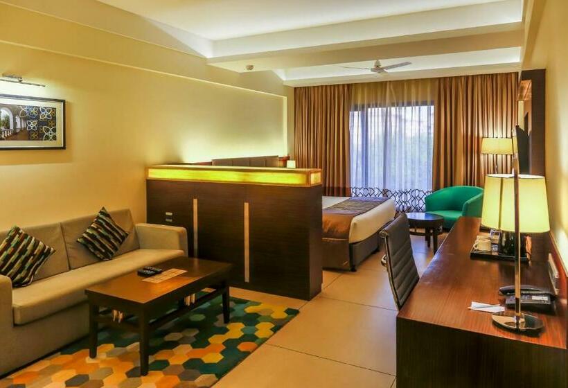 Номер Superior, The Fern Kadamba Hotel And Spa