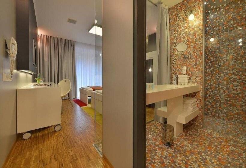 اتاق سوپریور سه تخته, Omnia Hotel Relax & Wellness
