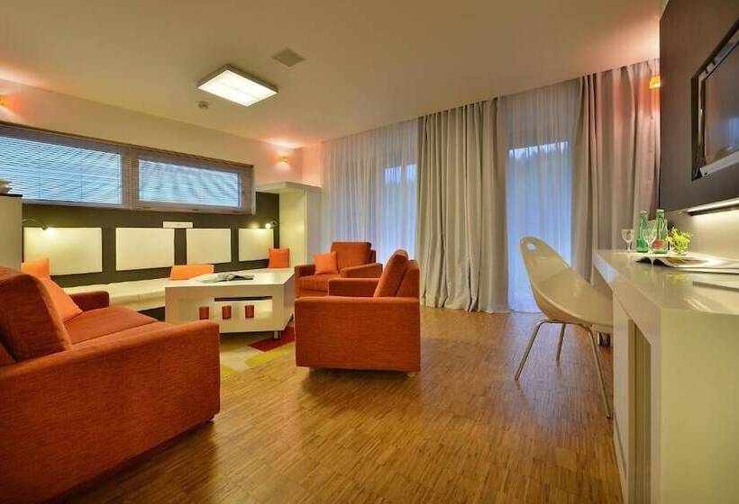 سوییت سوپریور, Omnia Hotel Relax & Wellness