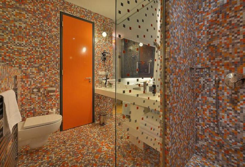 اتاق استاندارد با بالکن, Omnia Hotel Relax & Wellness
