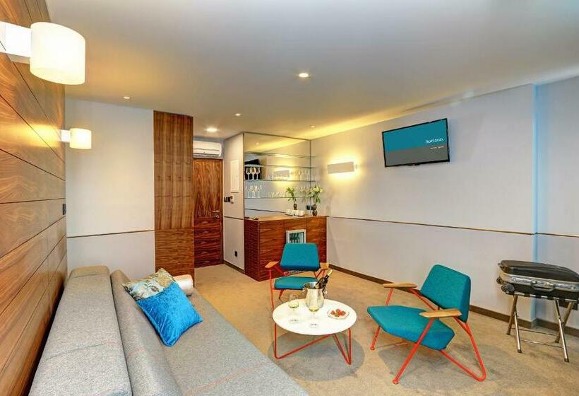 Люкс Superior Вид на Море, Horizon Luxury Suites & Design Rooms