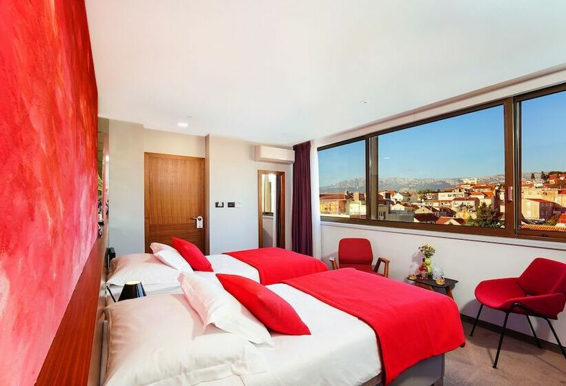 Номер Deluxe Вид на Город, Horizon Luxury Suites & Design Rooms