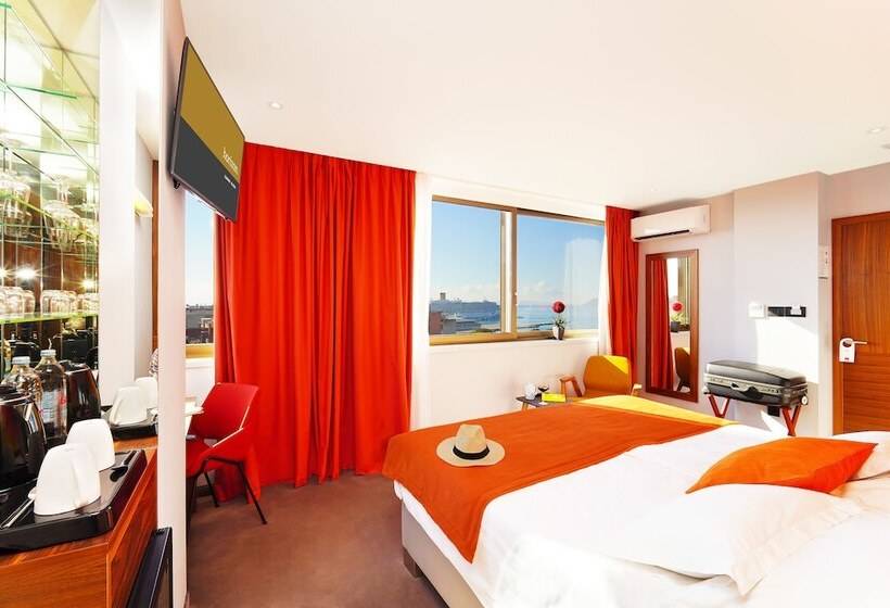 Номер Superior Вид на Море, Horizon Luxury Suites & Design Rooms
