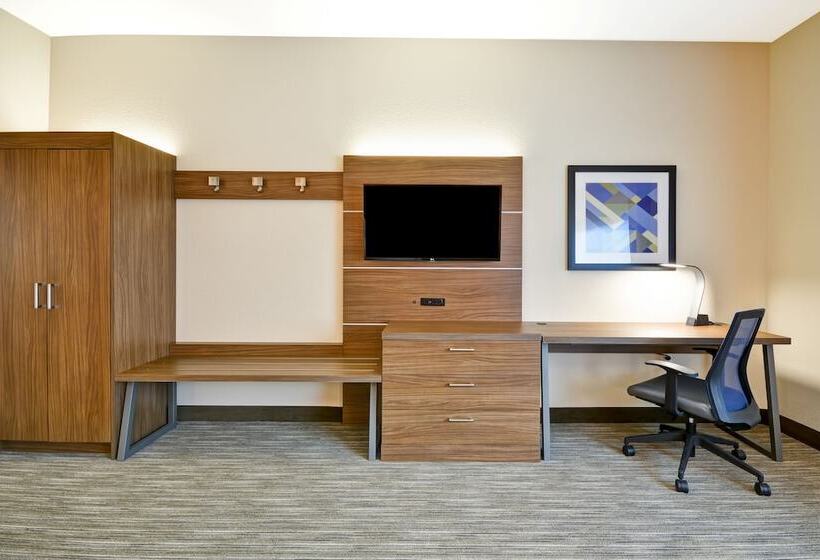 Suite, Holiday Inn Express   Evansville, An Ihg