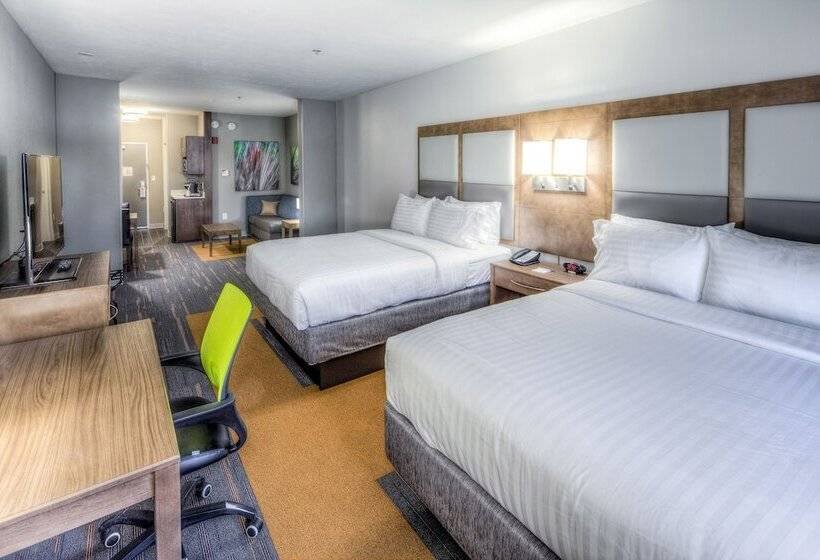 Люкс Адаптированный для Инвалидов, Holiday Inn Express & Suites Cleveland/westlake, An Ihg