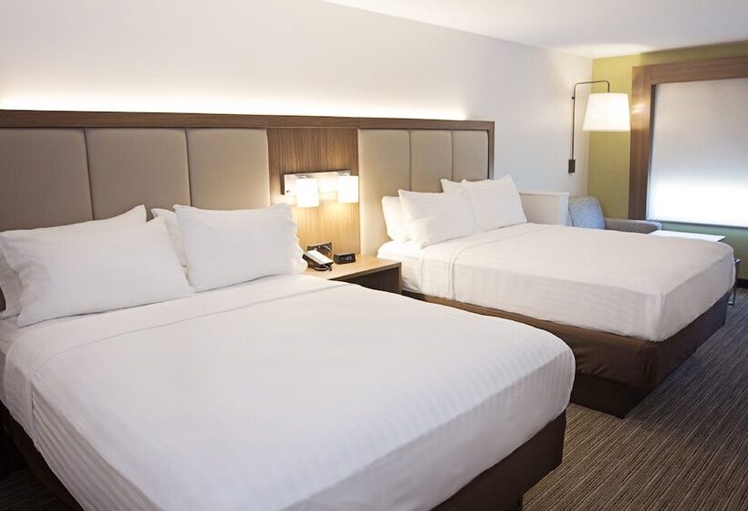 Люкс, Holiday Inn Express & Suites Greenwood Mall, An Ihg