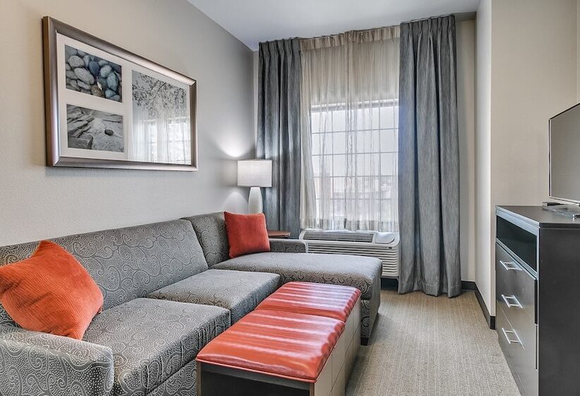 带2个卧室的套房, Staybridge Suites Lubbock South, An Ihg