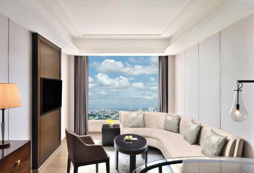 Люкс Повышенной Комфортности, Jw Marriott Hotel Kolkata
