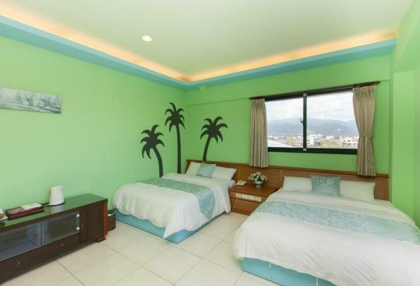 اتاق استاندارد چهار تخته, Chun Feng Cao Tang Homestay